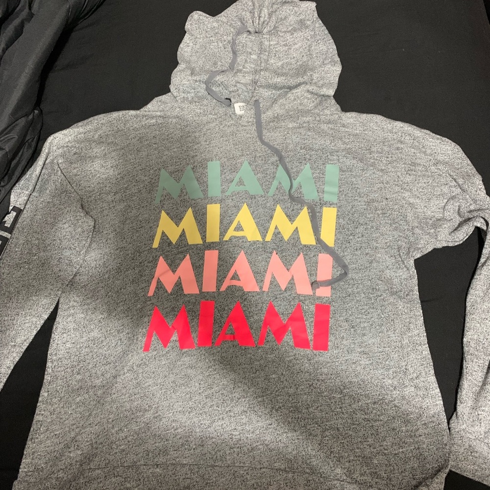 VS pink sweatshirt